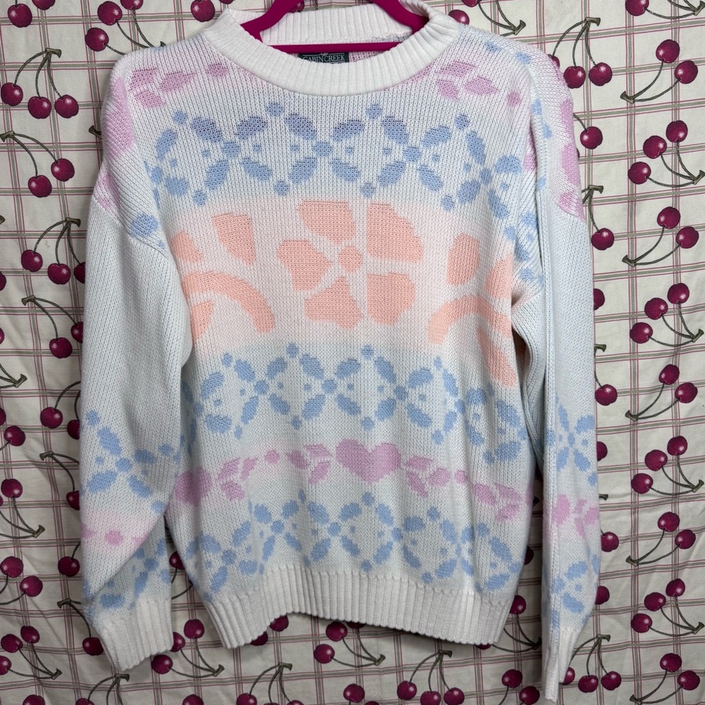 Women’s Vintage Cabin Creek White Pink and Blue Pastel Tropical Floral Sweater